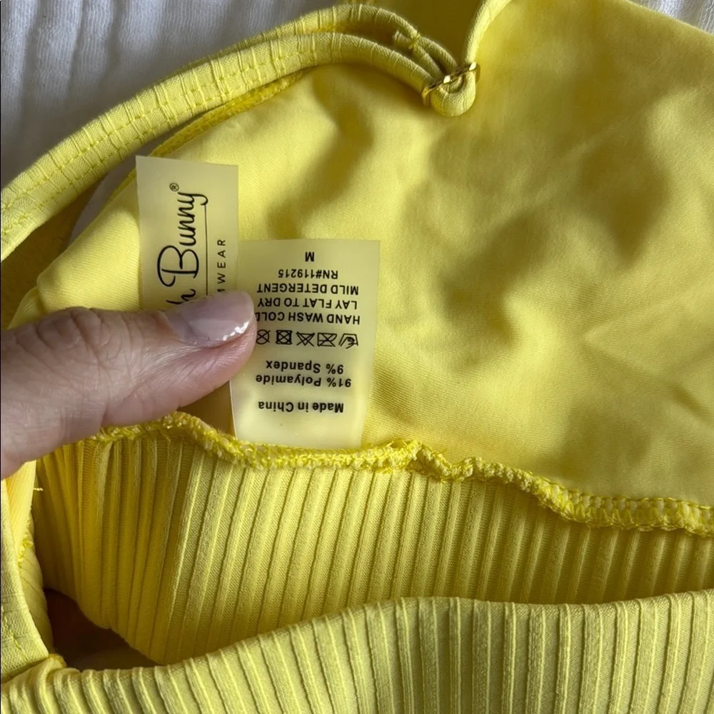 BNWOT beach bunny lemon yellow ribbed bikini